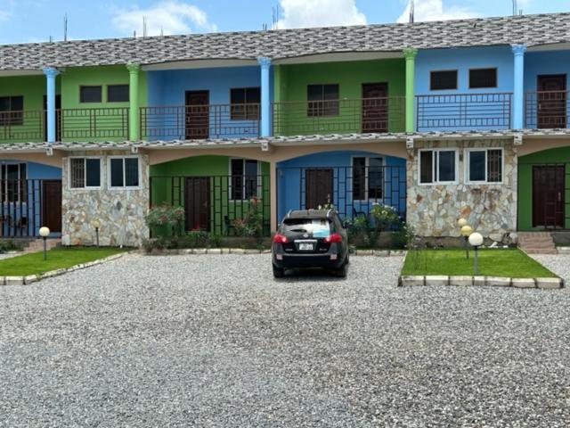 Oneworld Guesthouse & Events Centre Acra Exterior foto